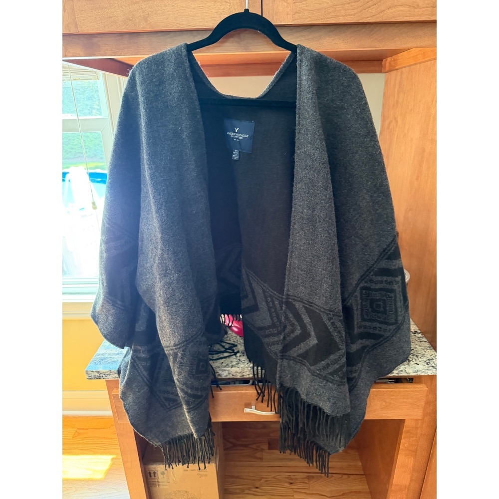 American Eagle Outfitters Geometric Fringe Poncho Gray Black Aztec One Size Wrap